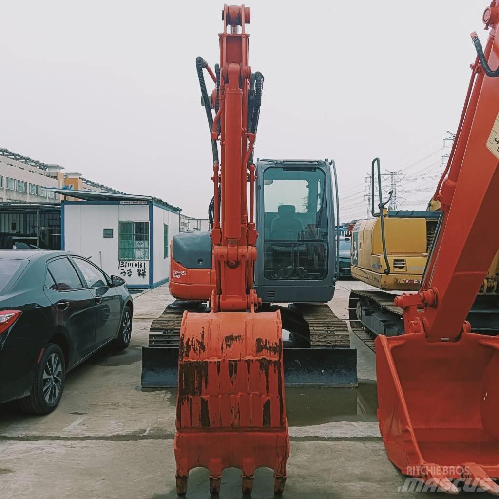 Hitachi ZX 75 US Väikeekskavaatorid 7t-12t