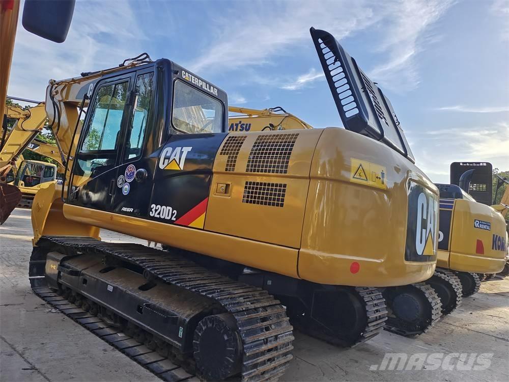 CAT 320 D Roomikekskavaatorid