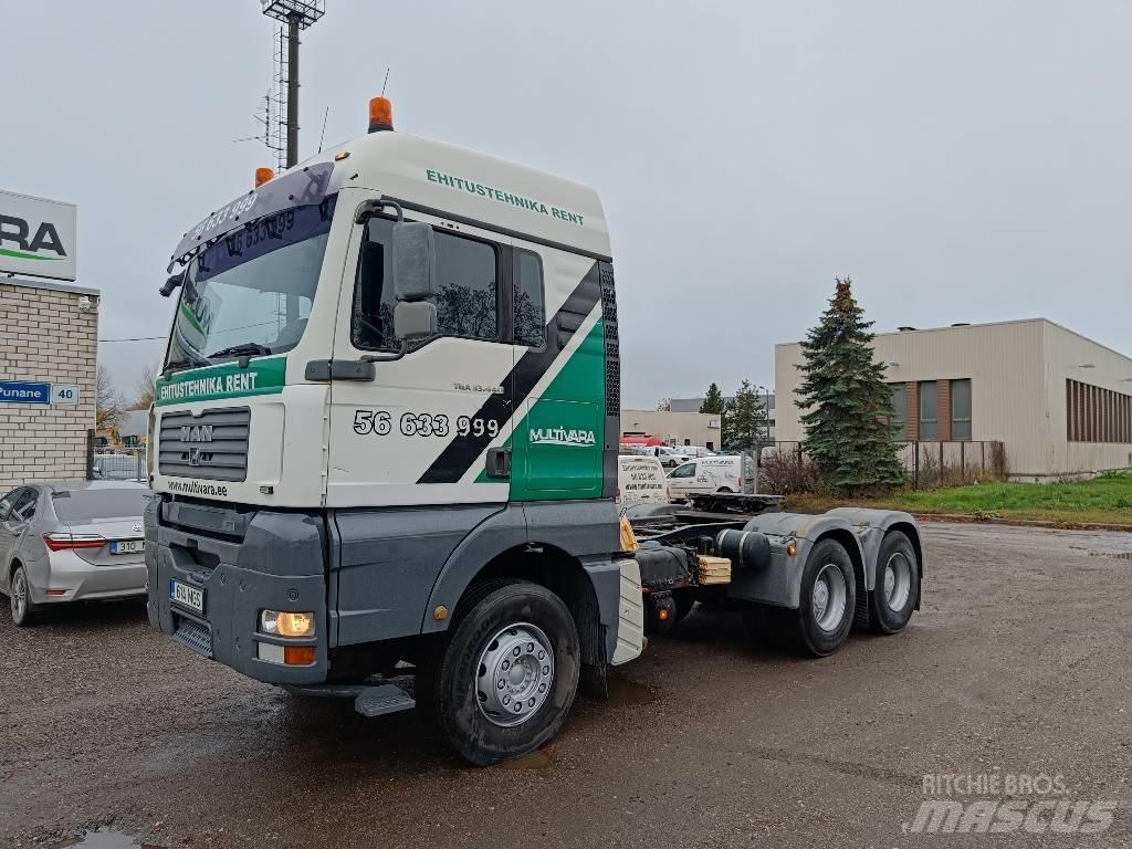 MAN TGA 33.440 Sadulveokid