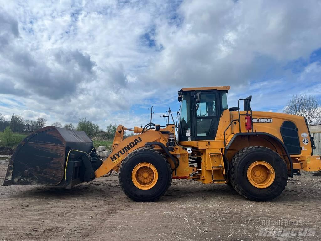 Hyundai HL 960 Rataslaadurid