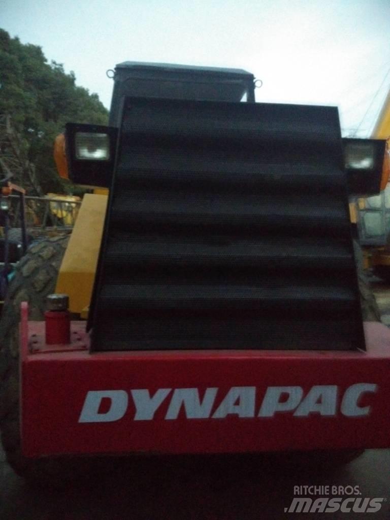 Dynapac CA 251 D Ühe trumliga rullid