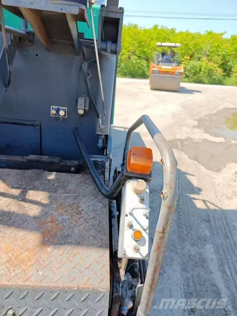 XCMG RP 453 L Asfaldilaoturid