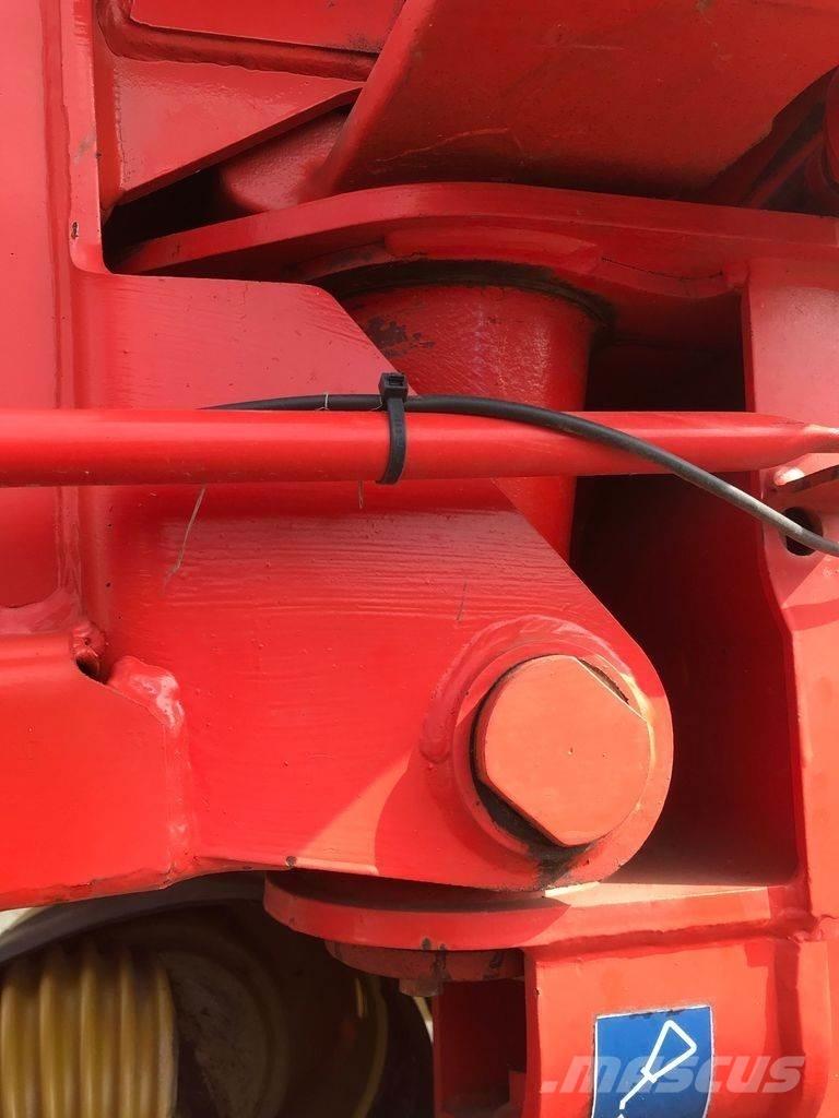 Kuhn GMD 802 Niidukid