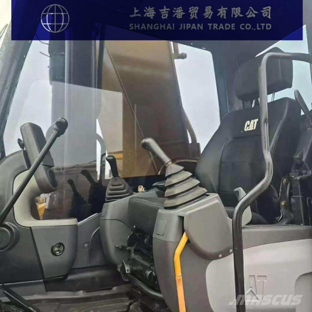 CAT 330 D Roomikekskavaatorid