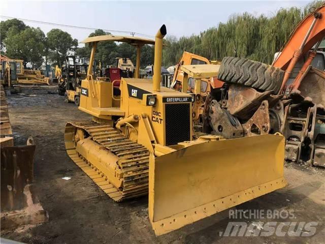 CAT D3C Buldooserid