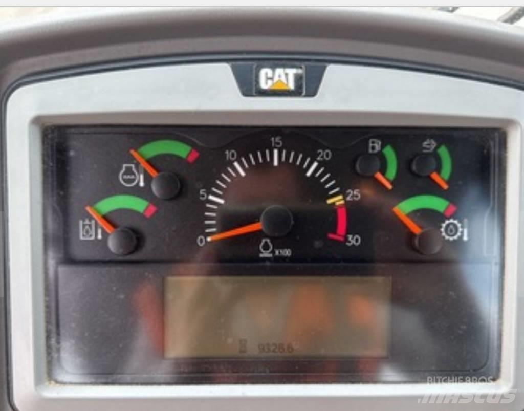 CAT 966 M Rataslaadurid