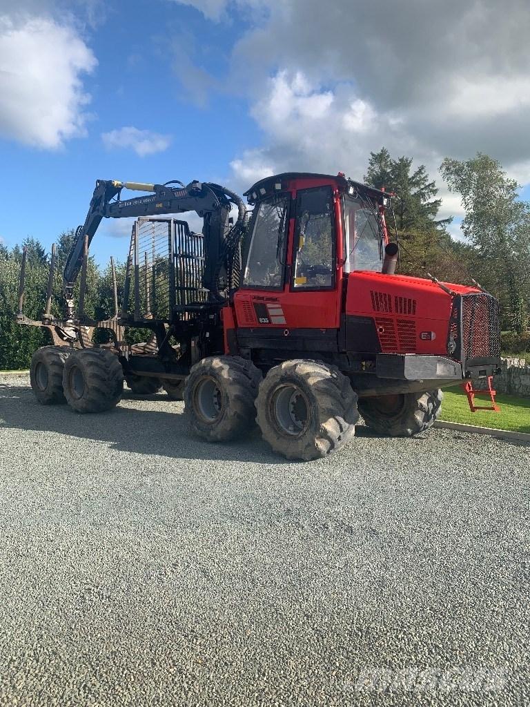 Komatsu 835 Forwarderid