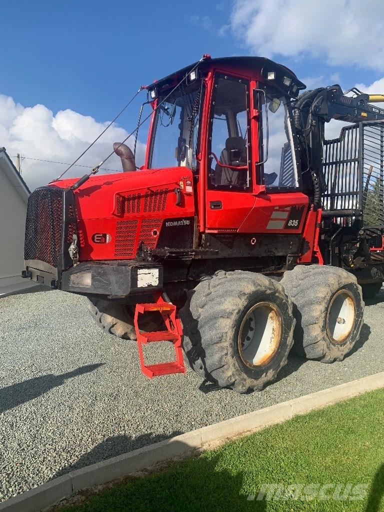 Komatsu 835 Forwarderid