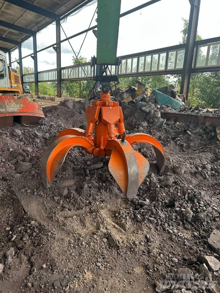 Sennebogen 835 Materjalikäitlusmasinad