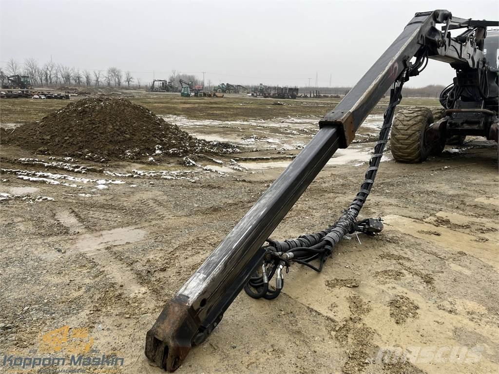 John Deere CH811 Harvesteri kraanad