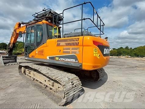 Doosan DX 225 LC Roomikekskavaatorid
