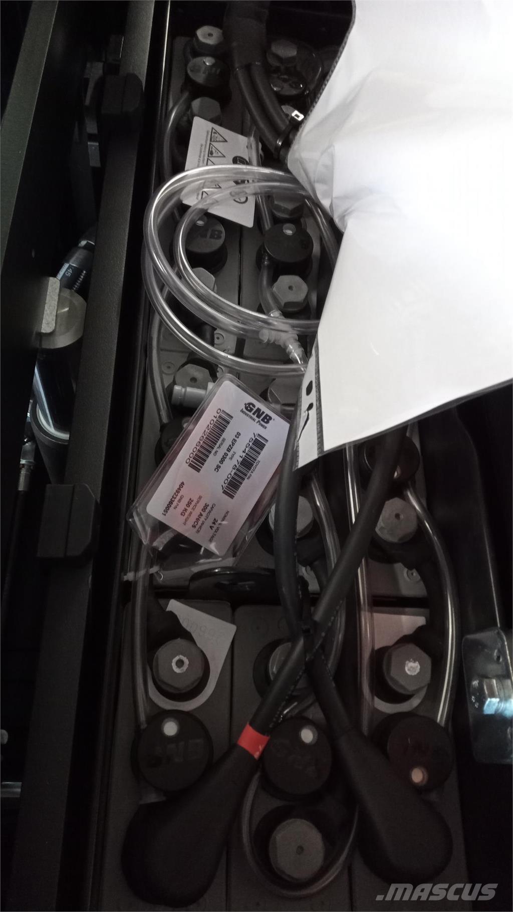 Toyota BT SPE200D Platvormiga virnastajad