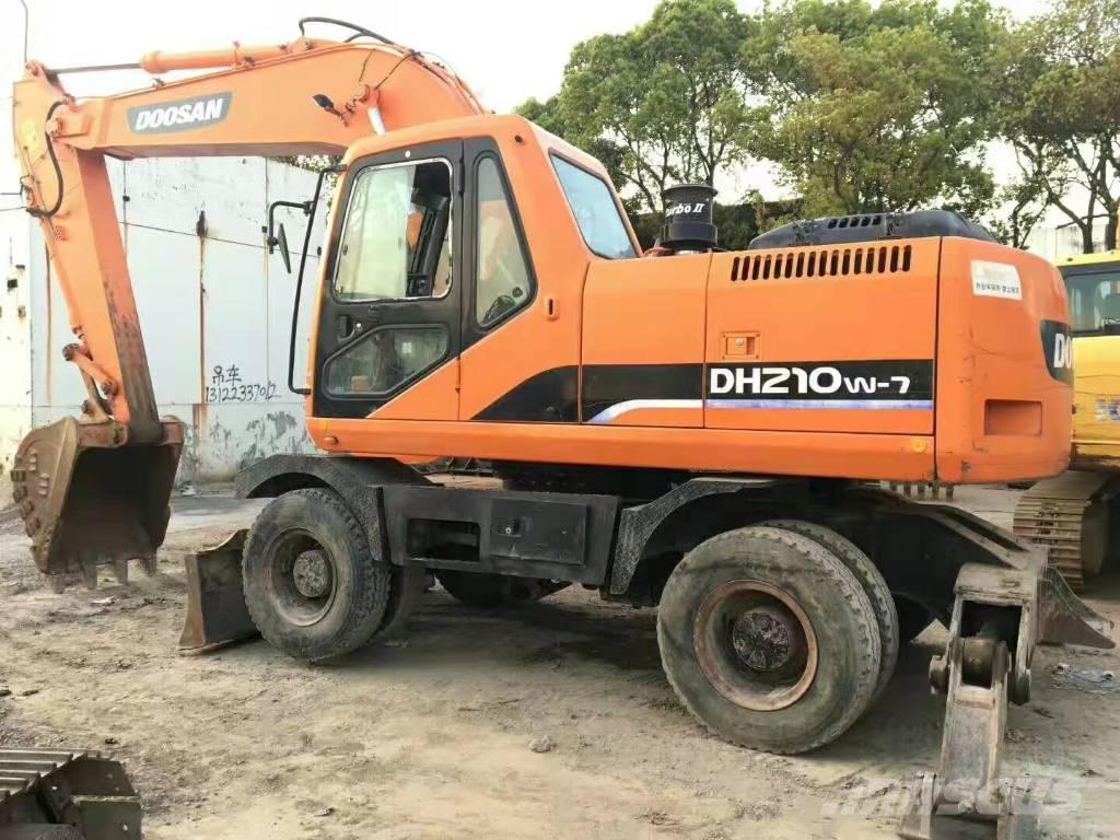 Doosan DH210W-7 Ratasekskavaatorid
