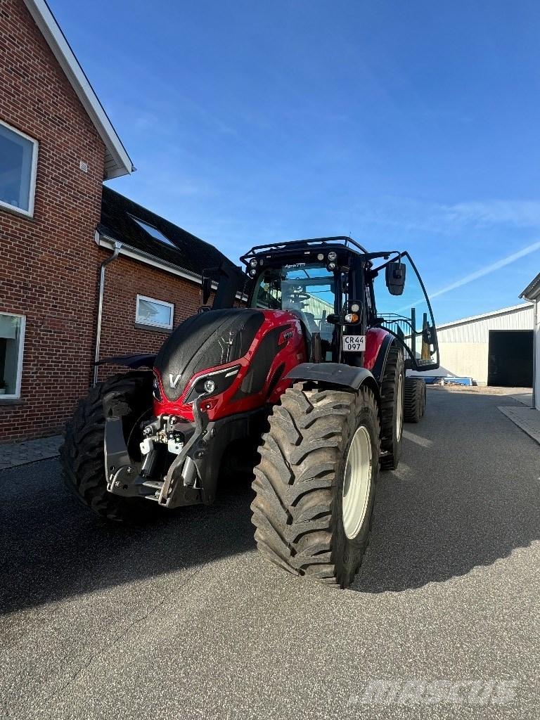 Valtra T 214 D Metsatööks kohandatud traktorid
