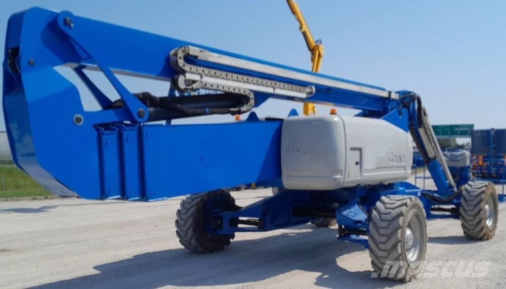 Genie ZX 135/70 Iseliikuvad poomtõstukid