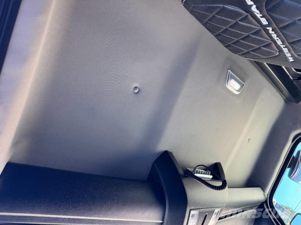 Western Star 49 X Kallurid