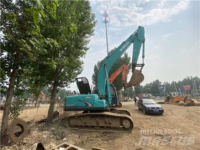 Kobelco SK 200-8 Roomikekskavaatorid