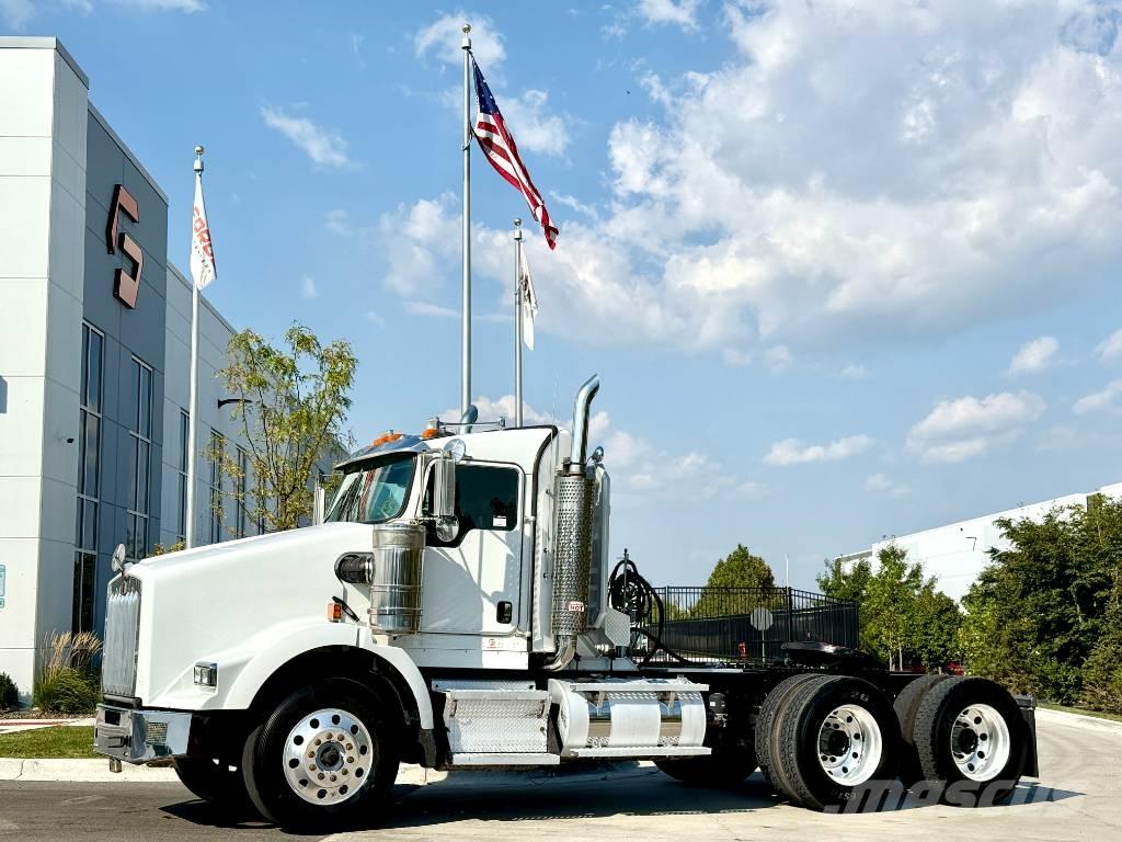 Kenworth T 800 Sadulveokid