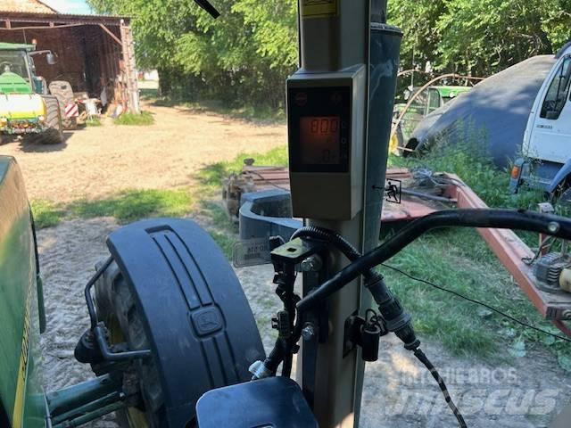 John Deere 8200 Traktorid