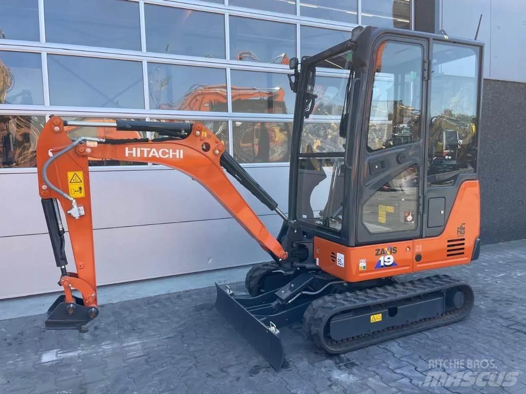 Hitachi ZX19-6 Miniekskavaatorid < 7 t