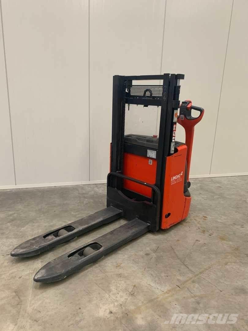 Linde L12 Platvormiga virnastajad