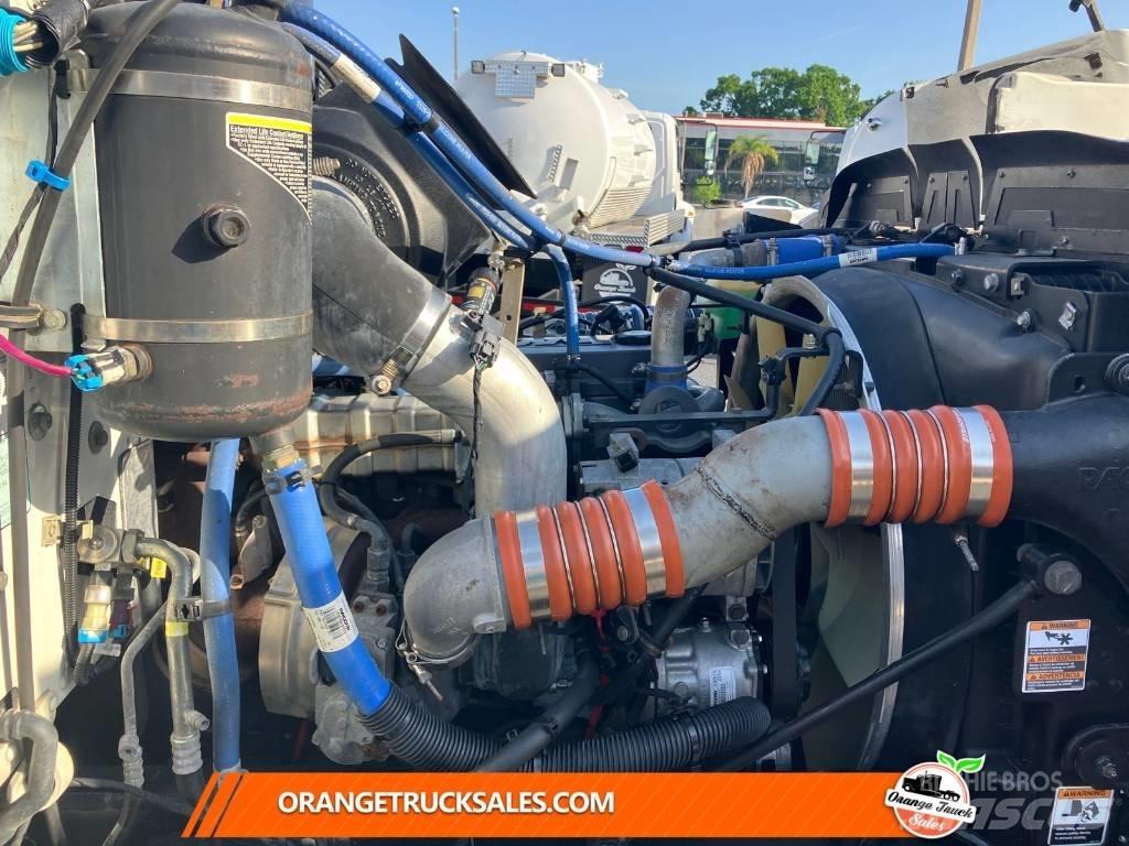 Peterbilt 337 Furgoonautod