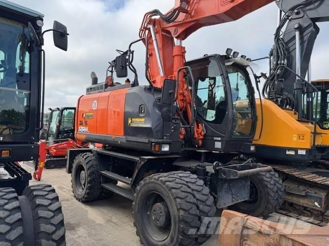 Hitachi ZX 170 W Ratasekskavaatorid