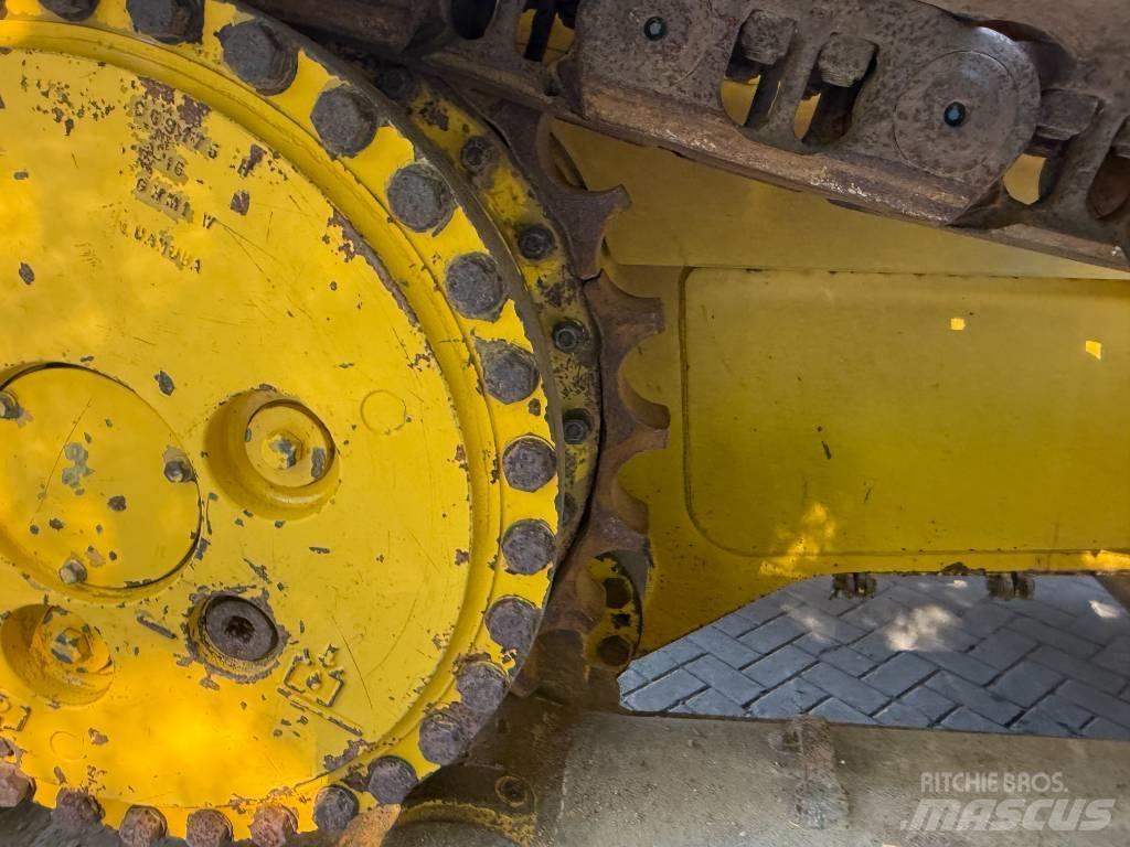 CAT D 6 T LGP Buldooserid