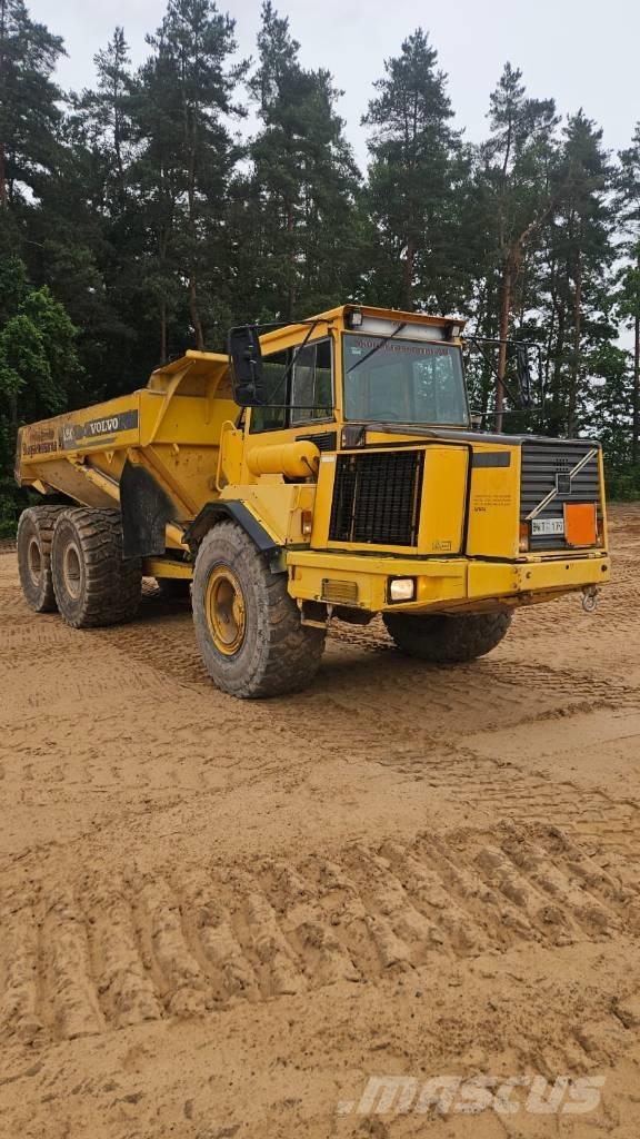 Volvo A 25 C Liigendraamiga pinnaseveokid