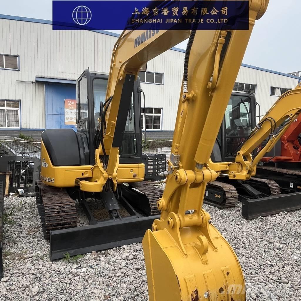Komatsu PC 40 Roomikekskavaatorid