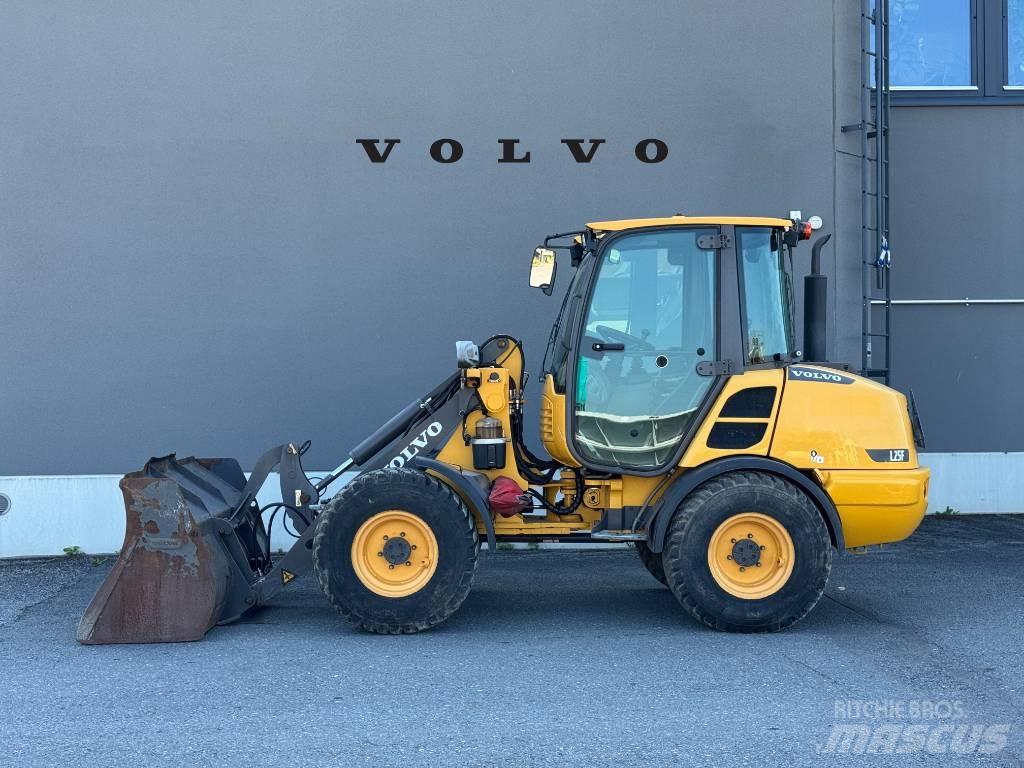Volvo L 25 F Rataslaadurid