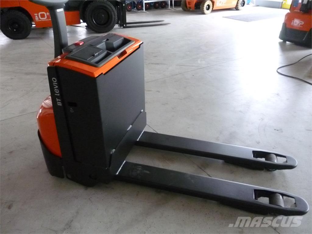 Toyota LWE 160 Järelkäidavad virnastajad