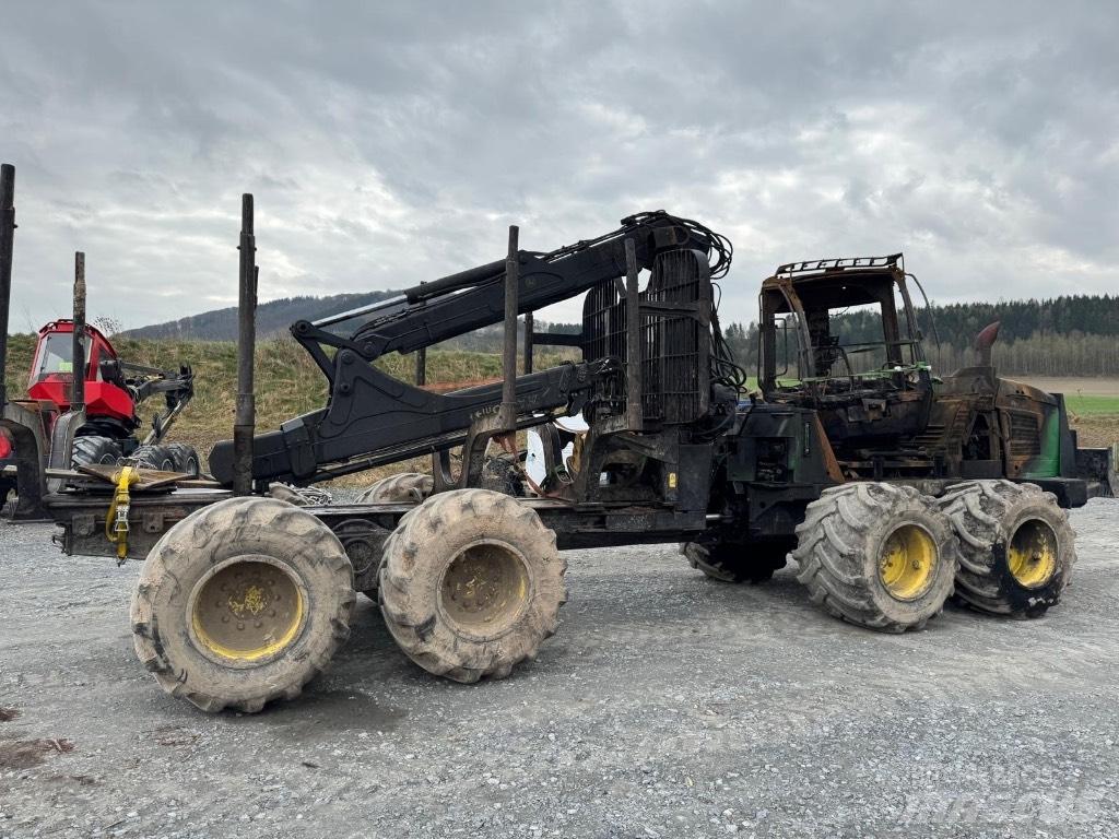 John Deere 1110 E Forwarderid