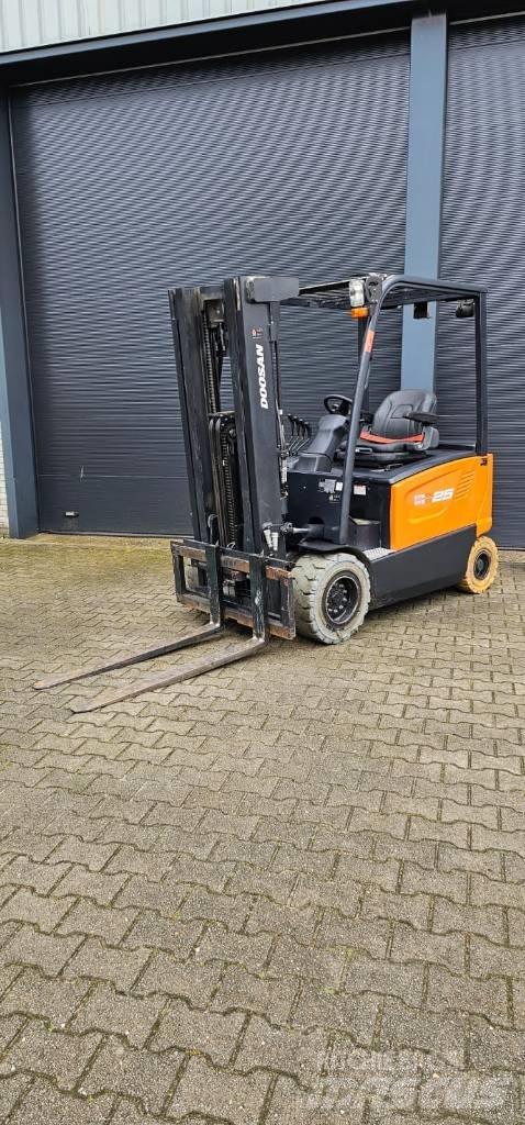 Doosan B 25 X-7 Elektritõstukid