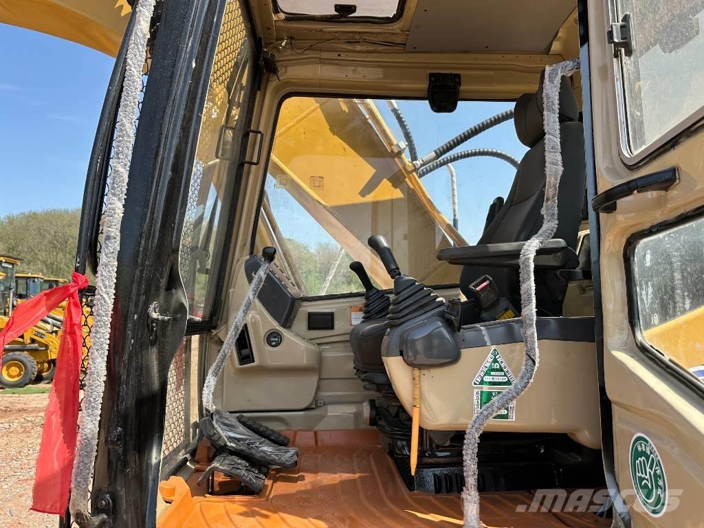 CAT 320 B L Roomikekskavaatorid