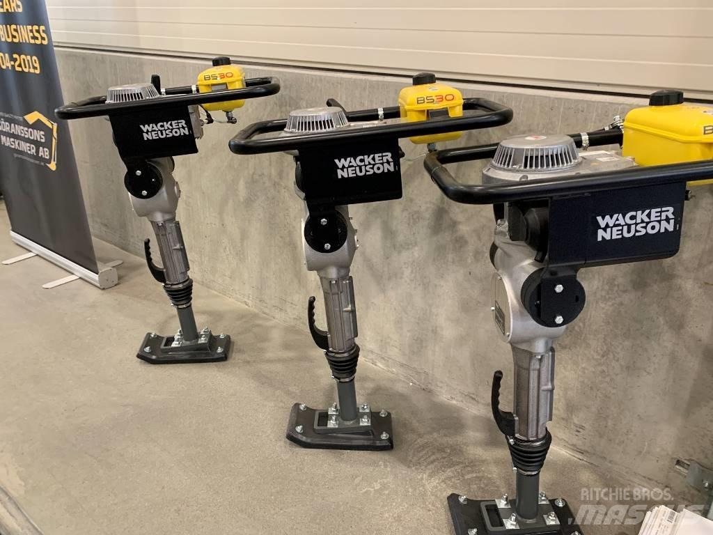 Wacker Neuson BS 30 Vibroplaadid