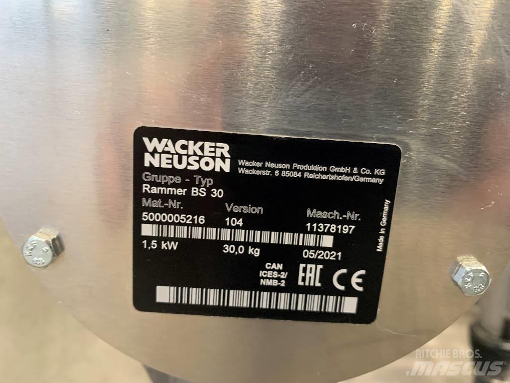 Wacker Neuson BS 30 Vibroplaadid