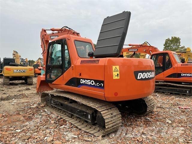 Doosan DH150 Roomikekskavaatorid
