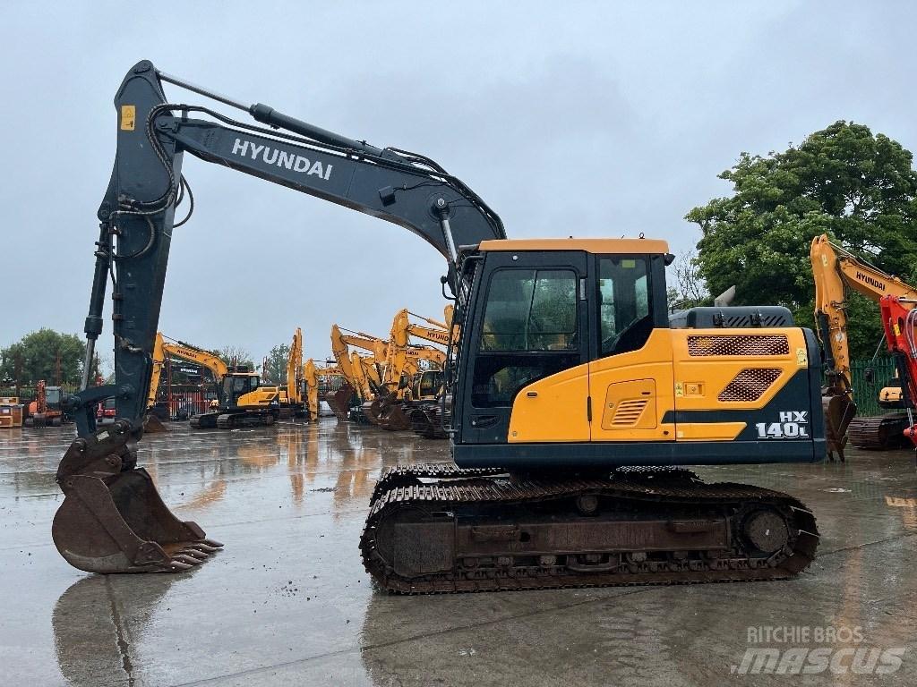 Hyundai HX140L Roomikekskavaatorid
