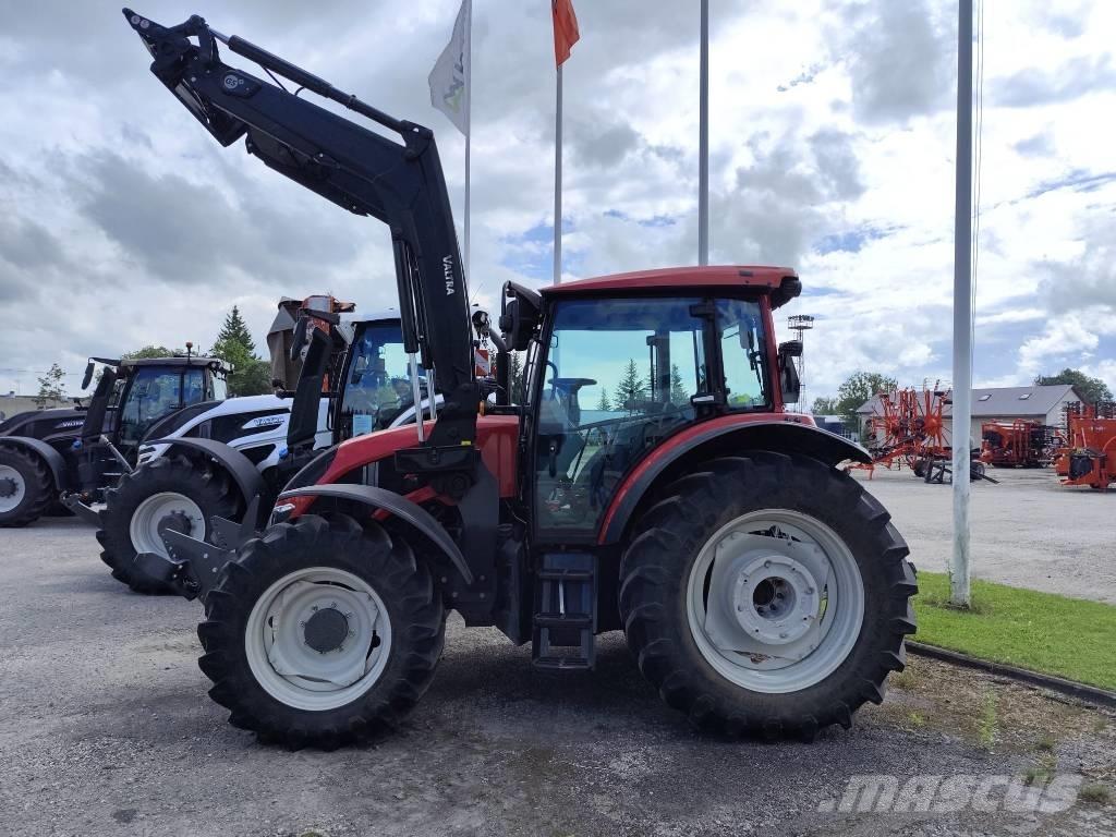 Valtra A 135 Traktorid