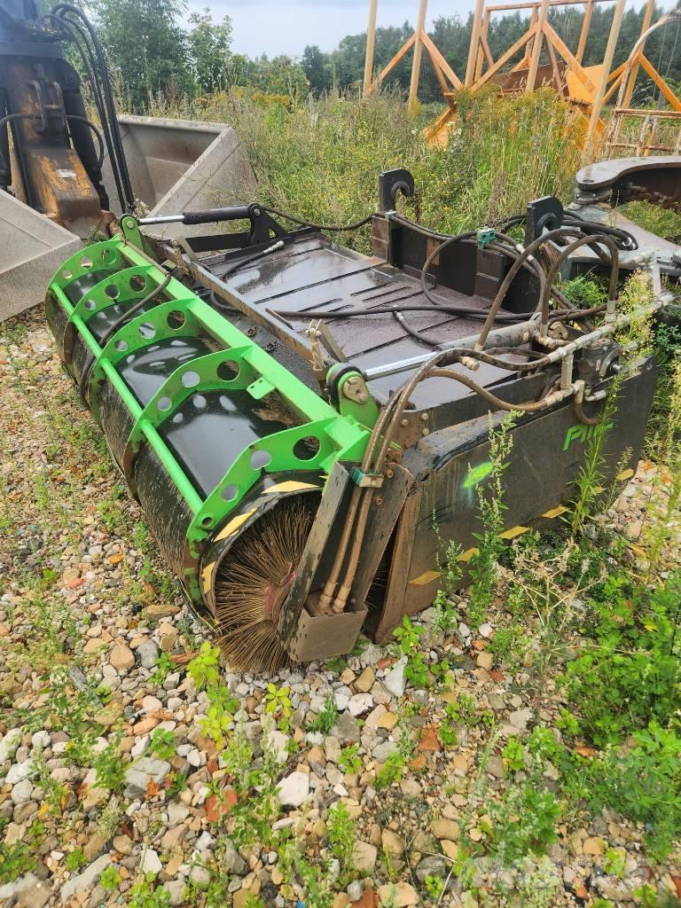 PMC SWB2500 Tänavapuhastusmasinad