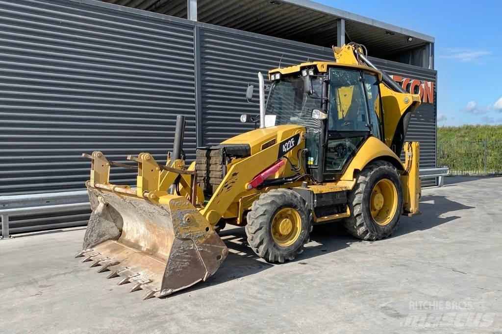 CAT 422 F TURBO Ekskavaatorlaadurid