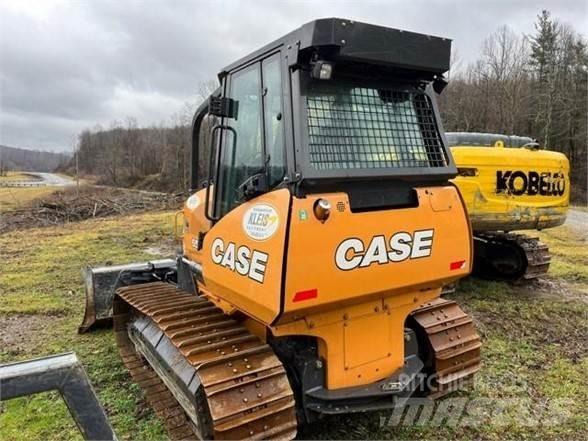 CASE 650M WT Buldooserid