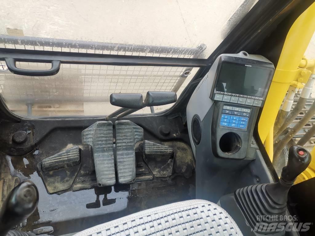 Komatsu PC 400-8 Roomikekskavaatorid