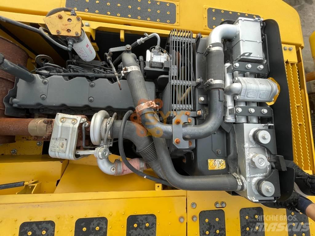 Komatsu PC 240 LC-8 Roomikekskavaatorid