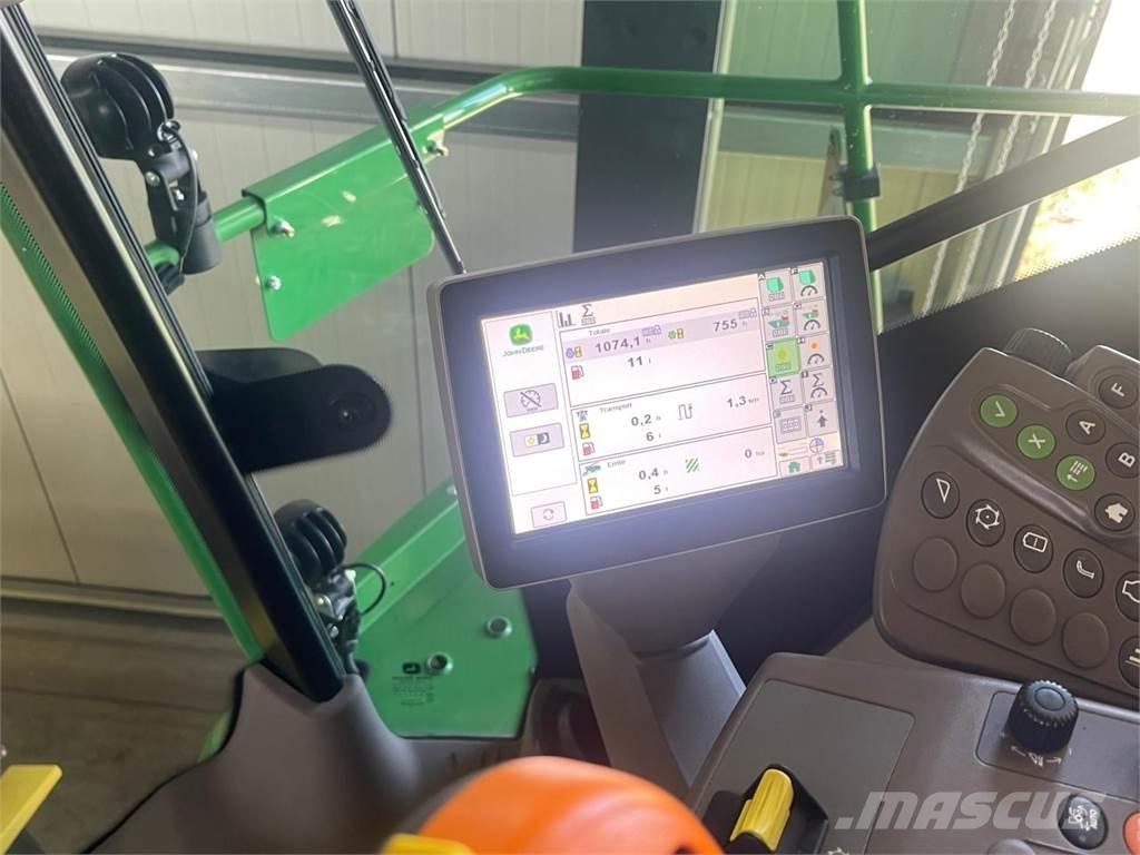 John Deere 8200i Silokombainid