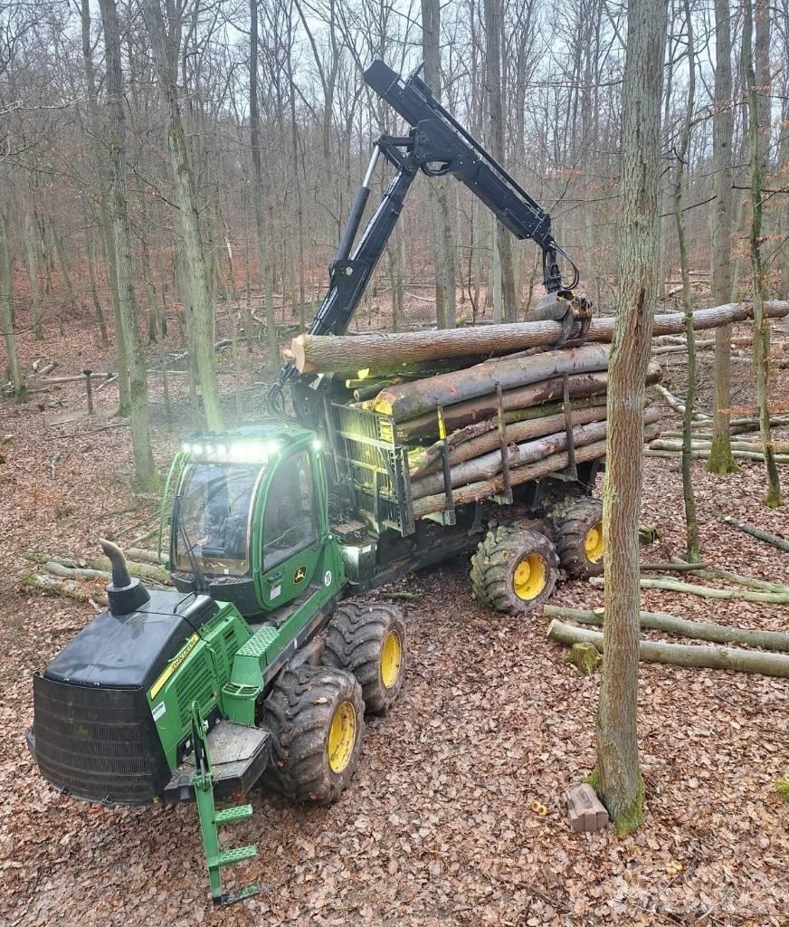 John Deere 1210 G Forwarderid
