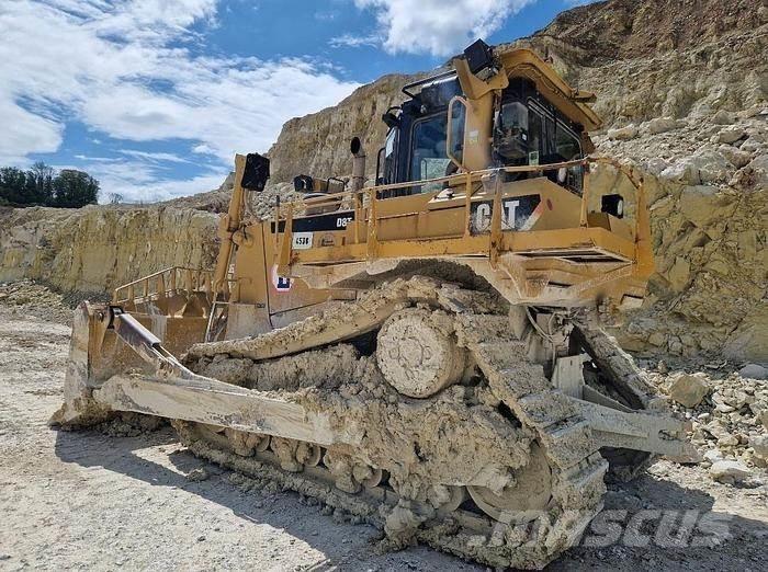 CAT D8T Buldooserid