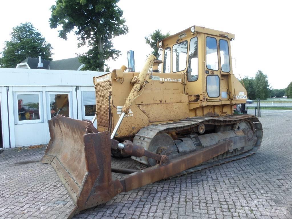 Fiat-Allis FD 20 Buldooserid