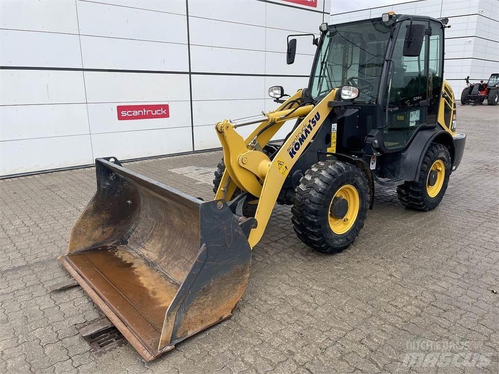 Komatsu WA70M-8EO Mitmeotstarbelised laadurid